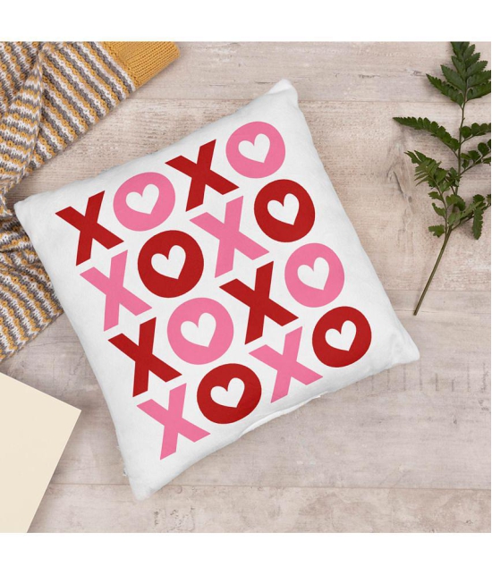 HOMETALES - Multicolor Polyester Gifting Printed Cushion