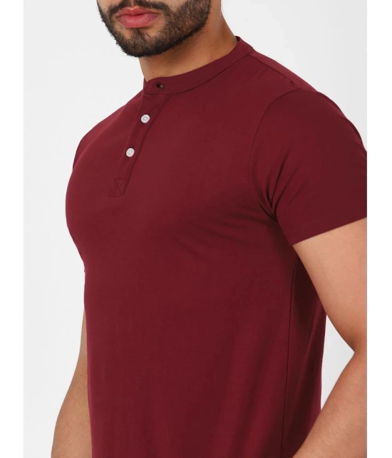 UrbanMark Men Regular Fit Half Sleeves Henley Solid T Shirt - Maroon - None