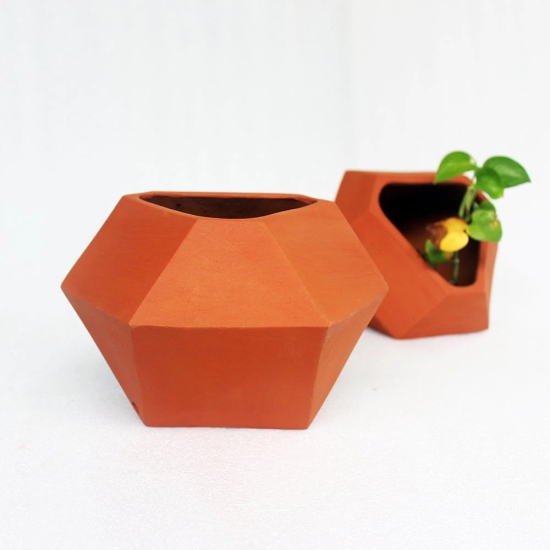 Handcrafted Terracotta DMOND-2 Planters (Set of 2)