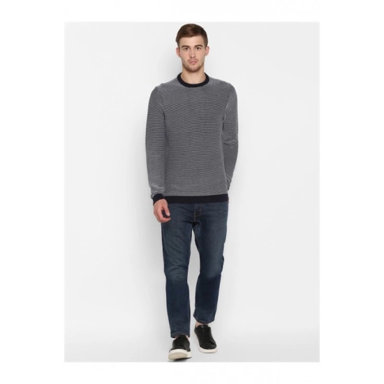 Mens Navy White Sweater