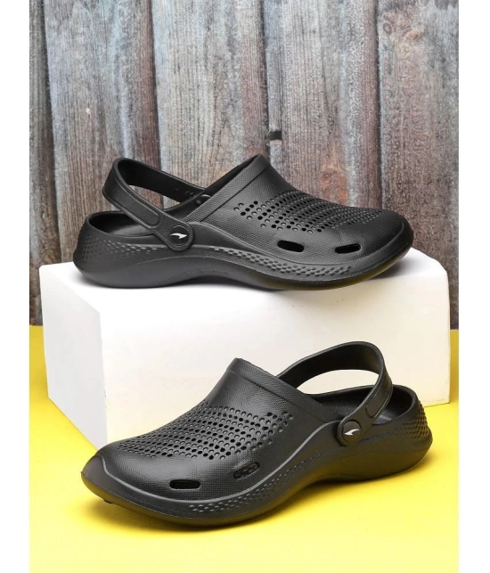 ASIAN - Black Mens Clogs - None