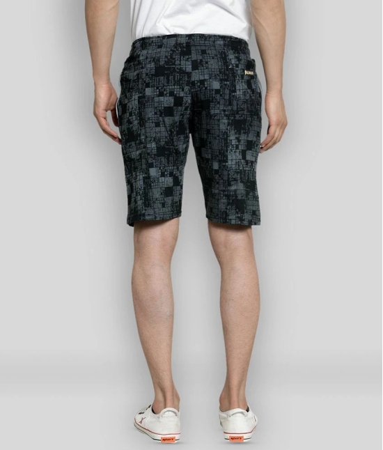 Uzarus Multi Shorts - None