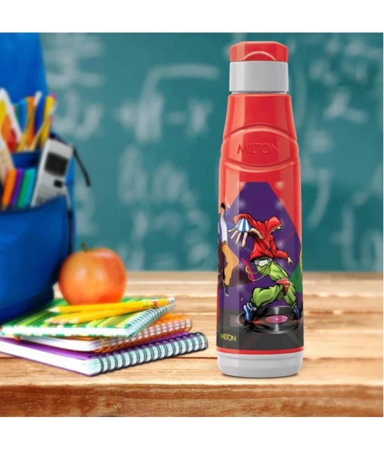 Milton Kool Fun 900 Plastic School Bottle, 704 ml, Red - Red