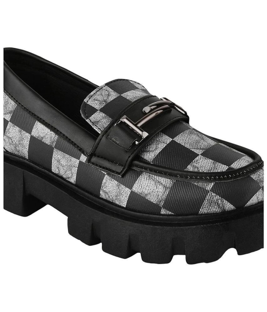 Shoetopia - Black Womens Loafers - None