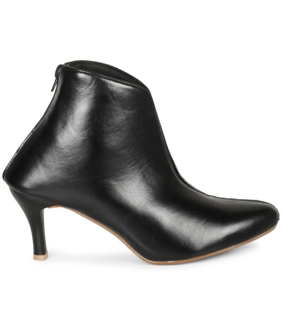 Saheb - Black Women's Ankle Length Boots - None