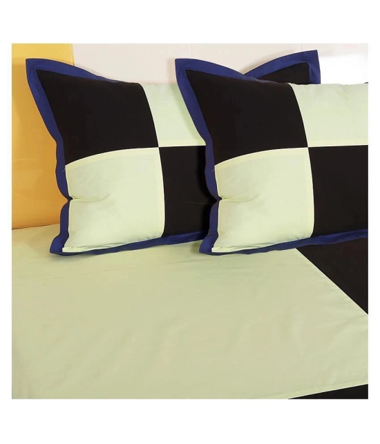 HugsnRugs Single Cotton Bedsheet with 2 Pillow Covers