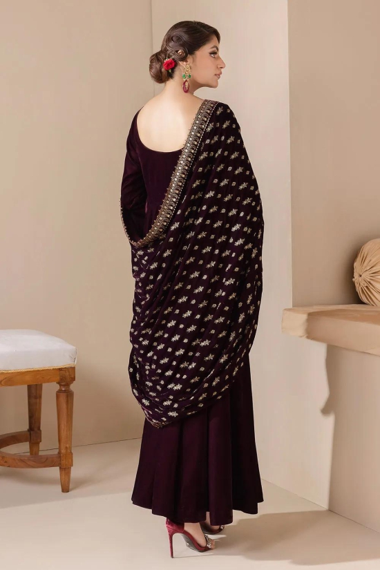 Baroque Velvet Shawls 23 - EMBROIDERED VELVET SHAWL VS-42