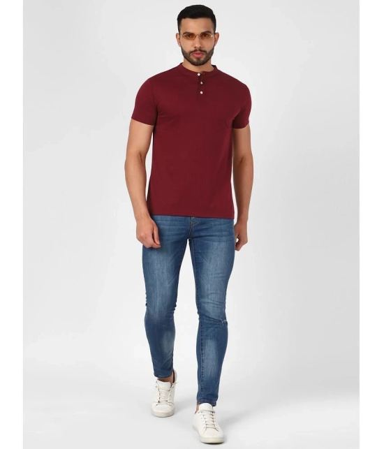 UrbanMark Men Regular Fit Half Sleeves Henley Solid T Shirt - Maroon - None