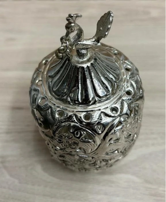 Aarna Creations Hand Crafted Silver Diya Cover| Decorative Dheemla Diya | Beautiful Light Reflection from Candle/Diya Stand | Silver Tea Light Holder