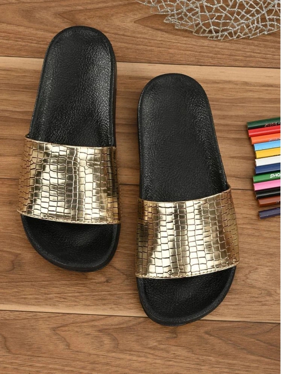 Bucik Gold Slides - None