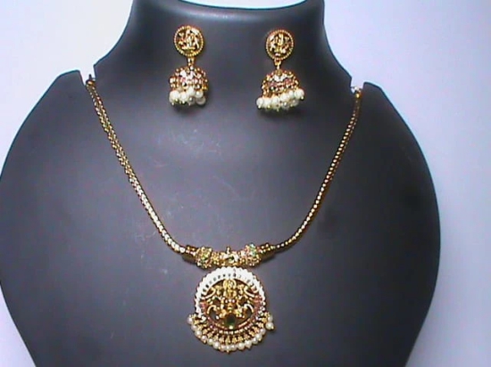 Traditional Indian Gold Plated Laxmi Pendant Set with Earrings