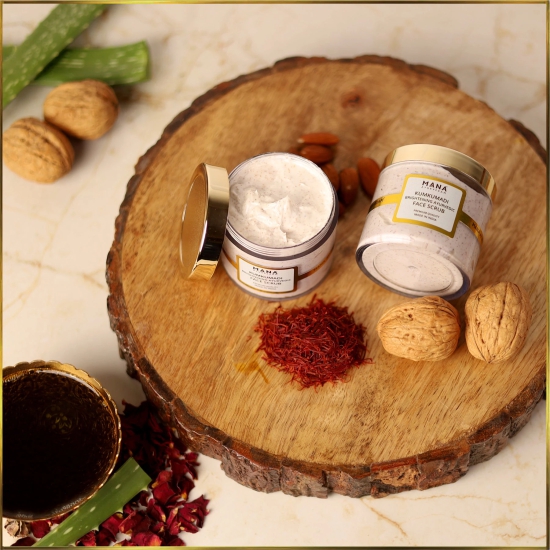 KUMKUMADI BRIGHTENING AYURVEDIC FACE SCRUB