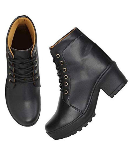 Commander Black Ankle Length Chukka Boots - None