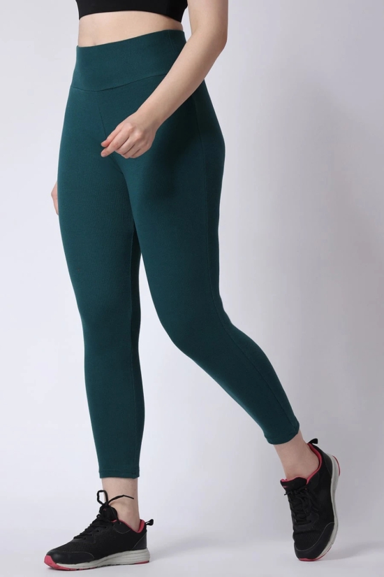 Womens Green Rib Knit Leggings-XL / Green