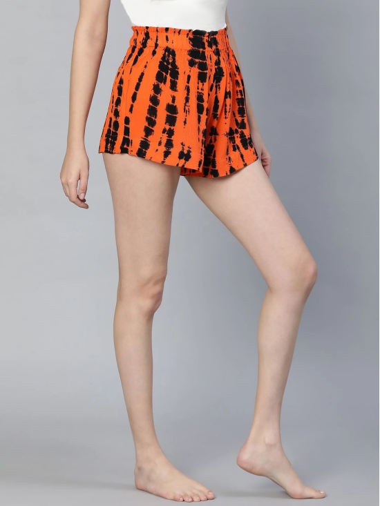 Oxolloxo Women Abstract Printed Mid-Rise Slip-On Shorts