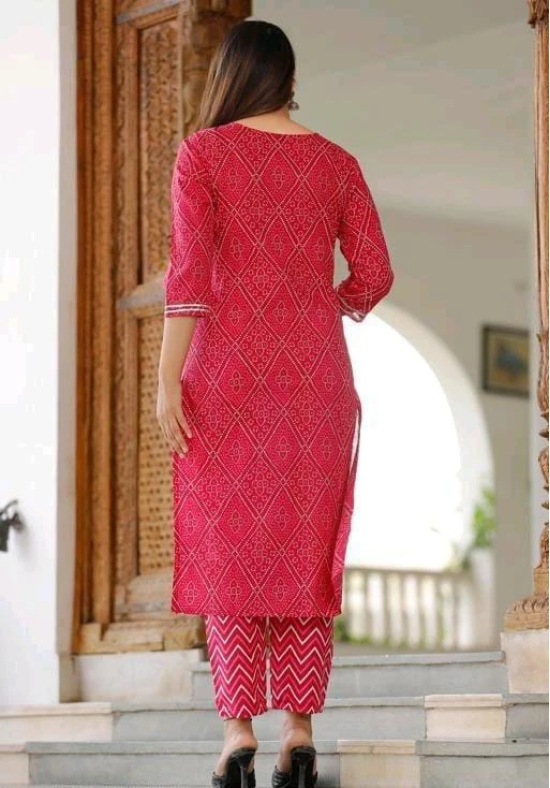 BEAUTIFUL KURTI HEAVY COTTON EMBROIDERY WORK-L / Green