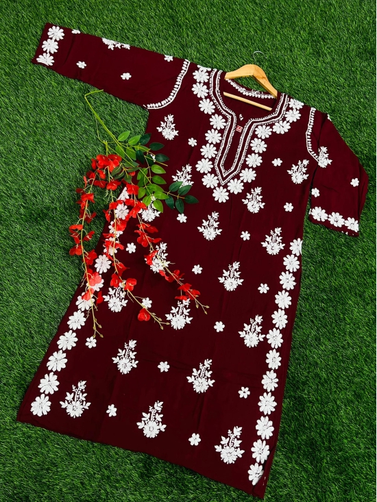 Modal Lucknowi Chikan Kurti-Maroon / 40/L