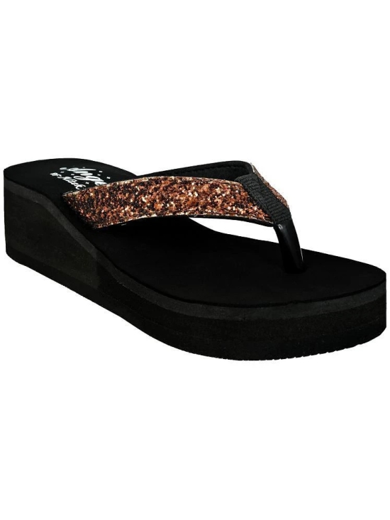 Altek Gold Womens Slipper - None