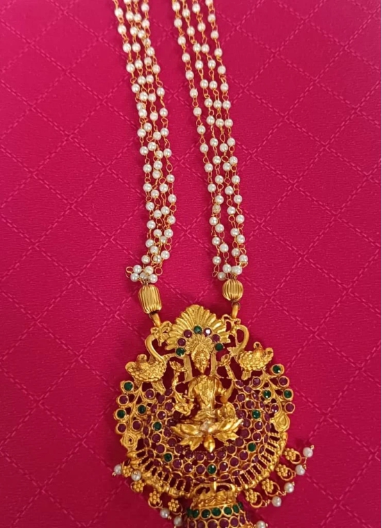 Traditional Indian Gold Plated Temple Pendant Necklace Set with Pearls and Green Stones