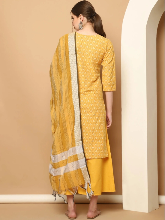 Printed yellow kurta with lace work, pallazos dupatta set-XL / Yellow