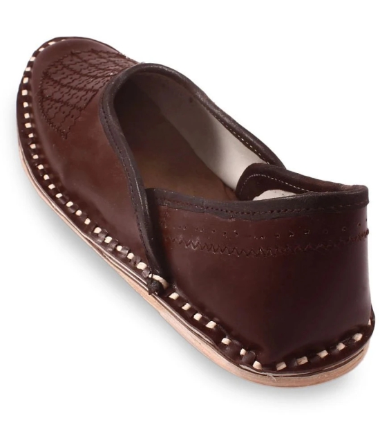 Apratim Brown Mens Jutti - None