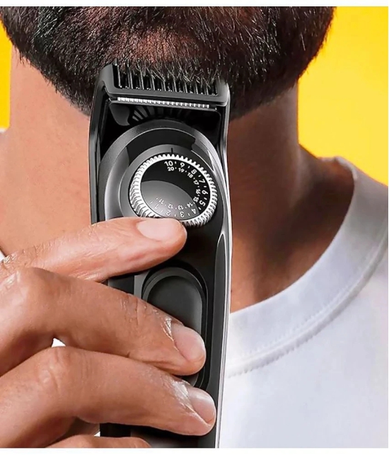 geemy Professional Multicolor Cordless Beard Trimmer With 60 minutes Runtime