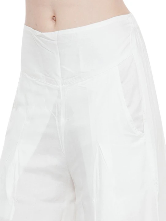 Women White Solid Flared Palazzos