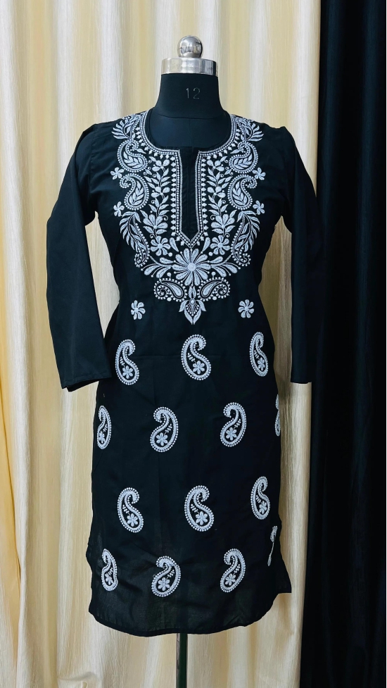 WOMEN KURTI-42 / BLACK / STRAIGHT KURTI