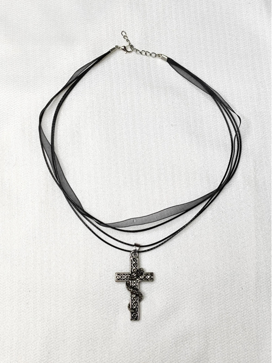 Gothic Cross Necklace silver-tone