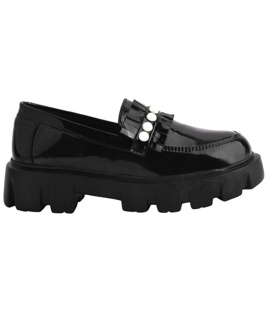 Shoetopia - Black Women''s Loafers - None