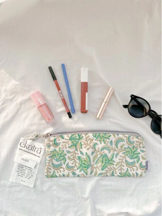 Sustainable Cotton Travel Pouch/Organizer by Ekatra - Small Pouch