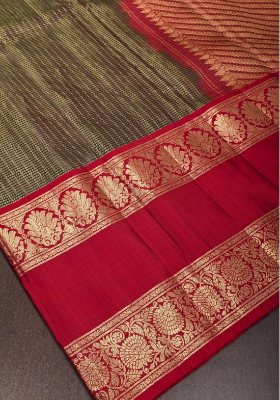 Preorder-Exquisite Green Kanjivaram Pure Silk Saree with zari checks  and 11” spectacular borders  | SILK MARK CERTIFIED