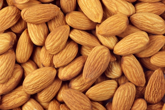 Vattam Almonds, 1 Kg