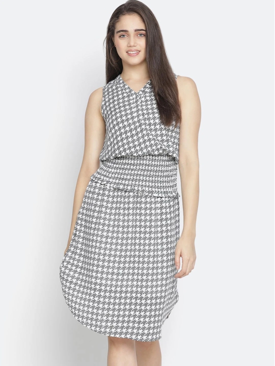 Oxolloxo Green Checked Satin Blouson Dress