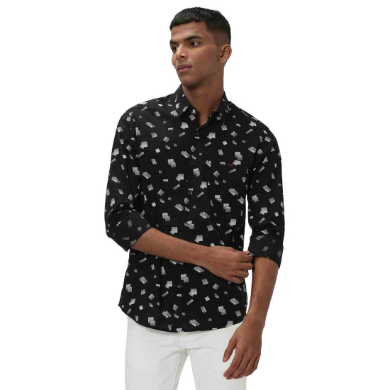 Geometric Print Lightweight Shirt