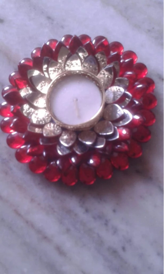 RED FLOWER FLOATING DIYA