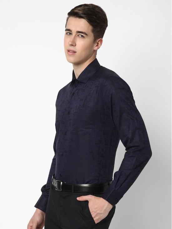 Spread Collar Premium Slim Fit Abstract Printed Formal Cotton Shirt