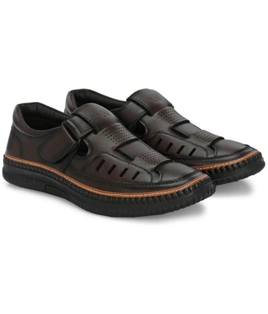 viv - Brown Mens Sandals - None