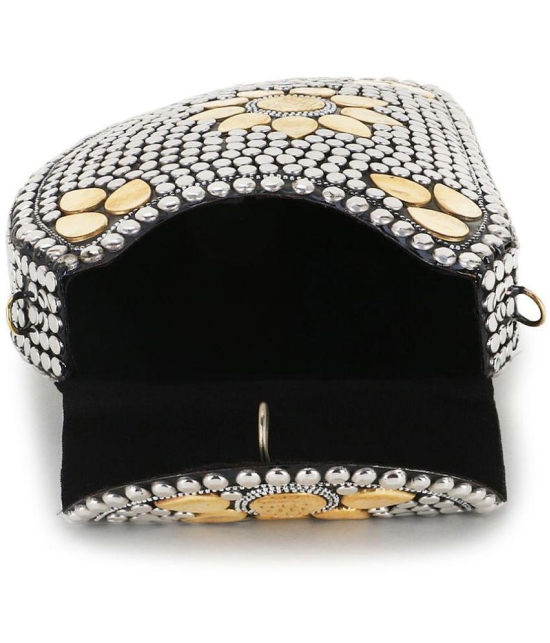 Anekaant - Silver Metal Box Clutch - Silver