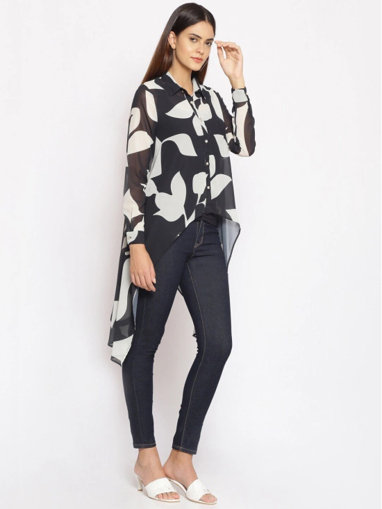 Oxolloxo Women Black & White Printed Button Shrug