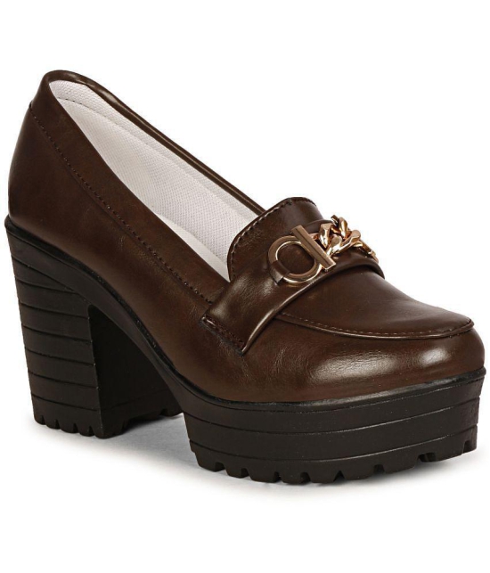 Commander Brown Womens Pumps Heels - None