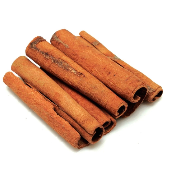 True cinnamon (Cinnamomum verum)/ Dalchini from Western Ghats of Kerala (Organically grown, homestead produce)