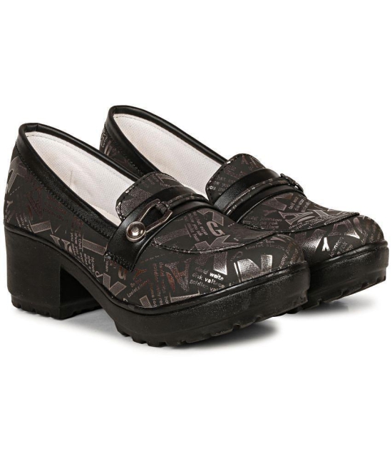 Commander - Black Women's Pumps Heels - None