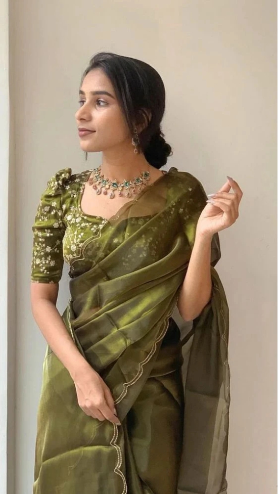 Apnisha Organza Solid Saree With Blouse Piece - Olive ( Pack of 1 ) - Olive