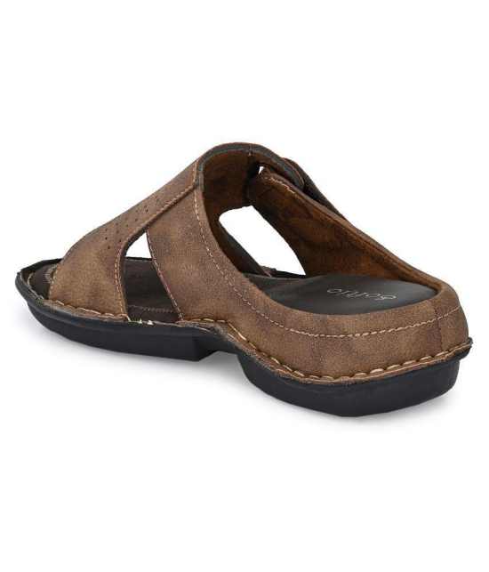 softio Brown Flip Flops - 9