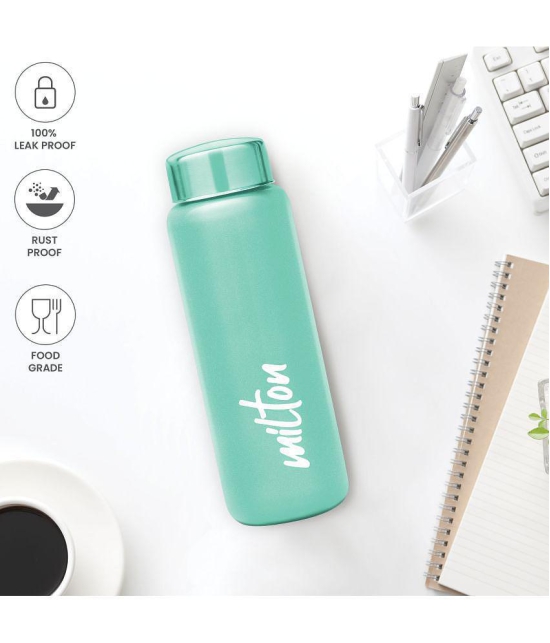 Milton Aqua 750 Stainless Steel Water Bottle (750 ml) Light Green - Green