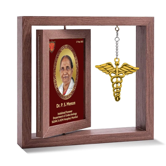 Customized 3D Memento with Hanging Metal Symbol For Corporate Gifting
