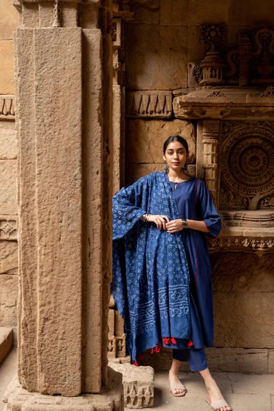 Midnight blue kurta set with dupatta-S