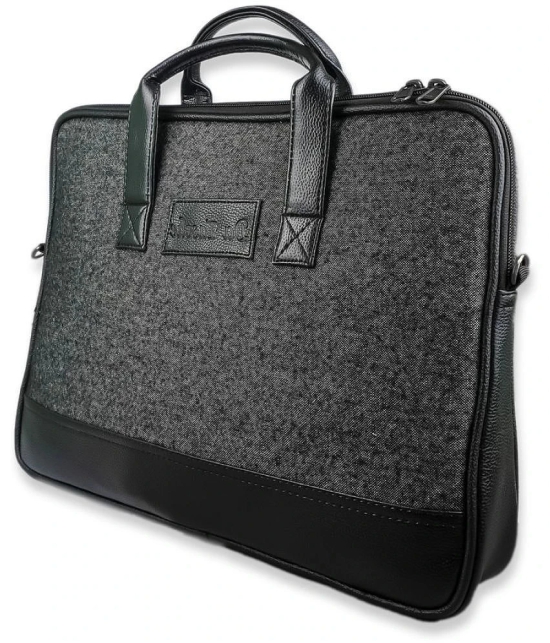 Da Tasche - Black Solid Messenger Bag - Black