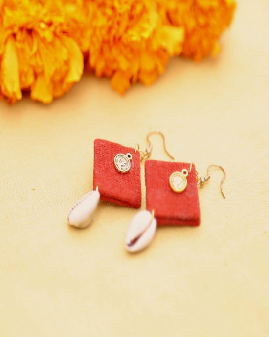 Red diamond chyme earring